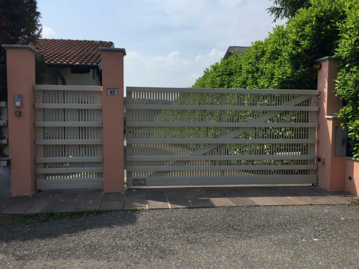 Caroline Home Anzano Del Parco Eksteriør billede